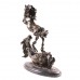 Скульптура «Резвящиеся лошади»